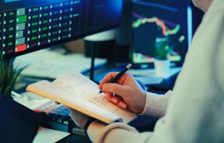 pexels-jakubzerdzicki-36496955